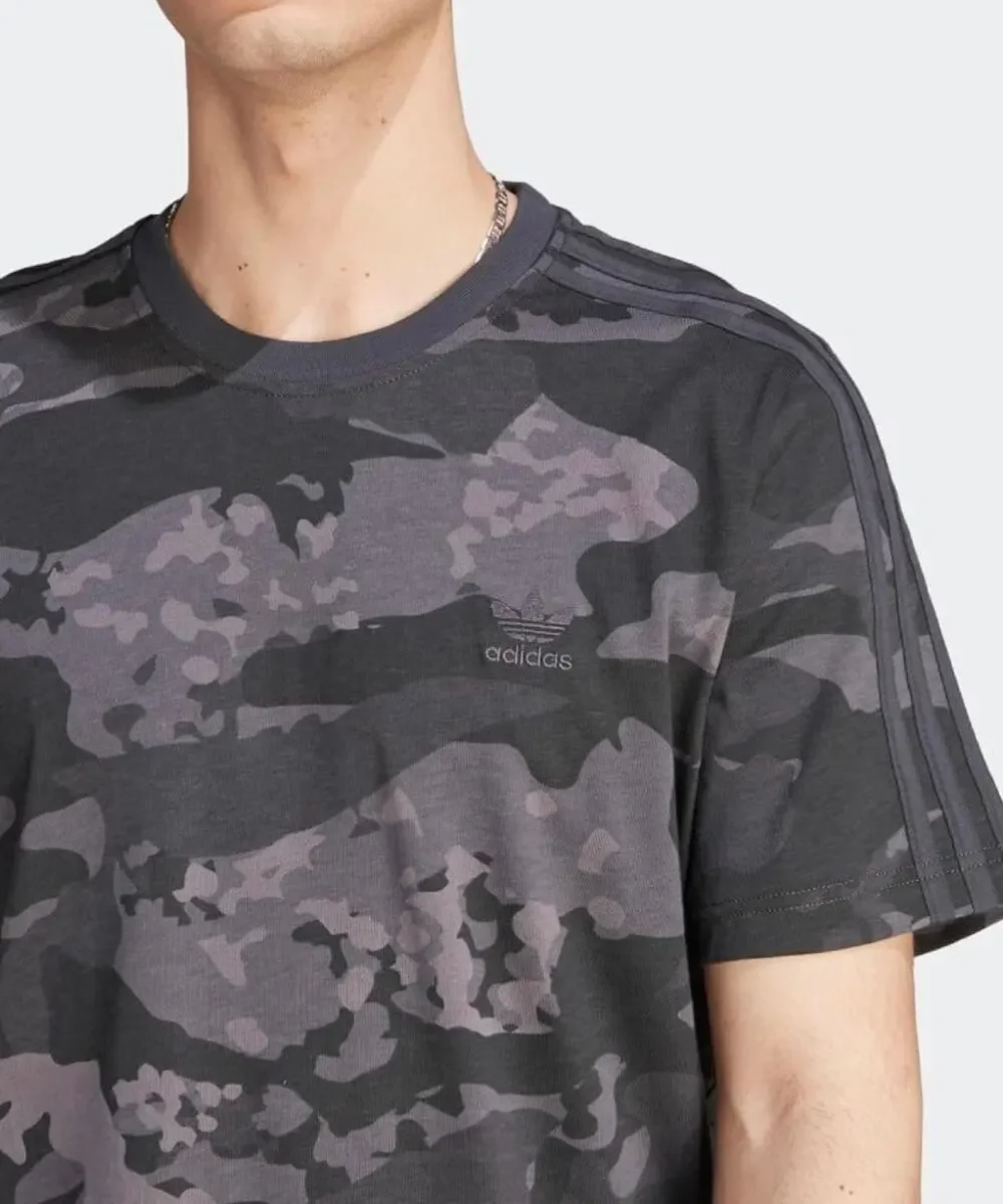 Adidas Originals Men's Graphics Camouflage T-Shirt in Carbon Size Medium